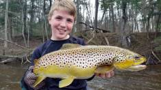 Arkansas Trout Fishing White River - Kids Fishing White River Arkansas - Fly Fishing Arkansas Trout